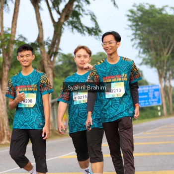 Runner Photo 3696961