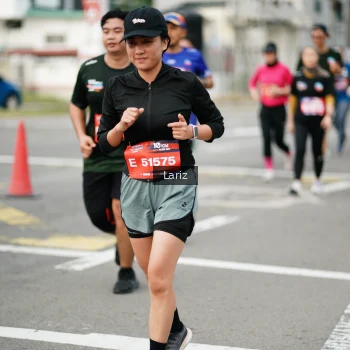 Runner Photo 3696972