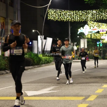Runner Photo 3696985