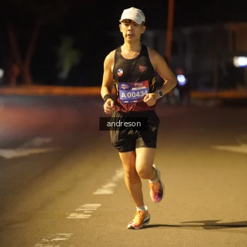 Runner Photo 3696994