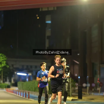 Runner Photo 3697050