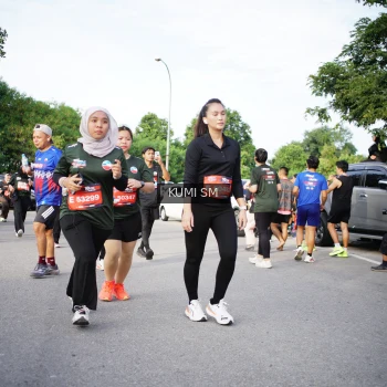 Runner Photo 3697056