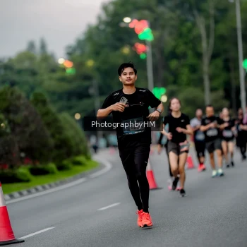 Runner Photo 3697066