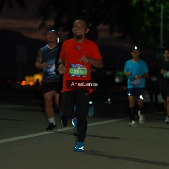 Runner Photo 3697107