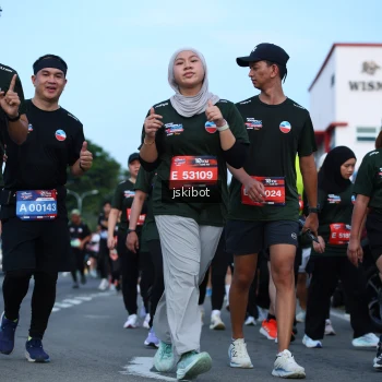 Runner Photo 3697113