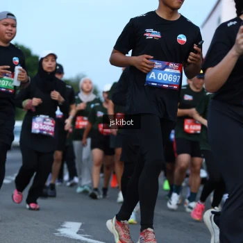 Runner Photo 3697133
