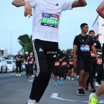 Runner Photo 3697196