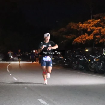 Runner Photo 3697197