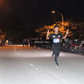 Runner Photo 3697247