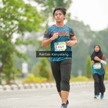 Runner Photo 3697292