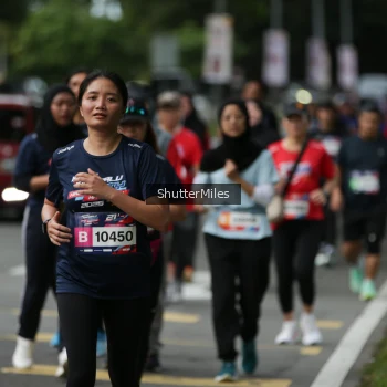 Runner Photo 36973