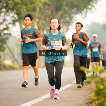 Runner Photo 3697328