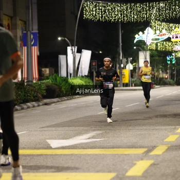 Runner Photo 3697373