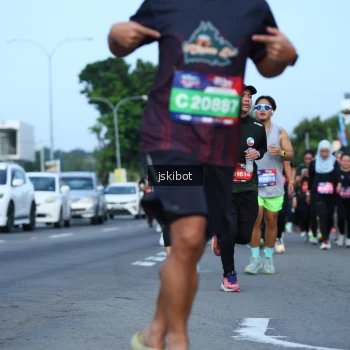 Runner Photo 3697387