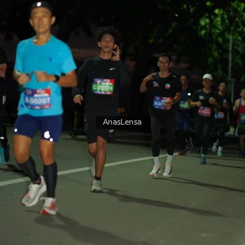 Runner Photo 3697393