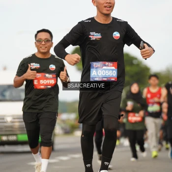 Runner Photo 3697398