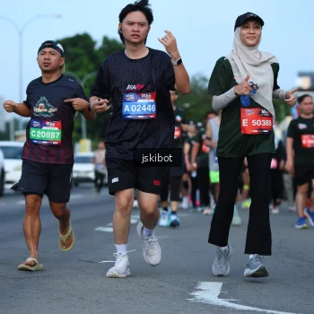 Runner Photo 3697402