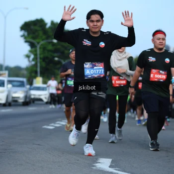 Runner Photo 3697419
