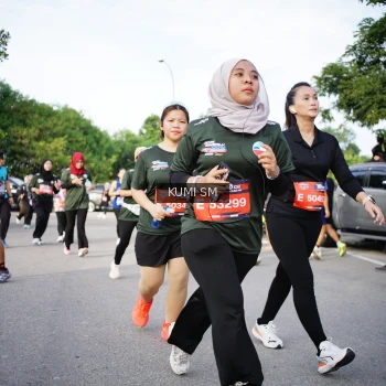 Runner Photo 3697440