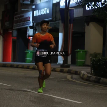 Runner Photo 3697464