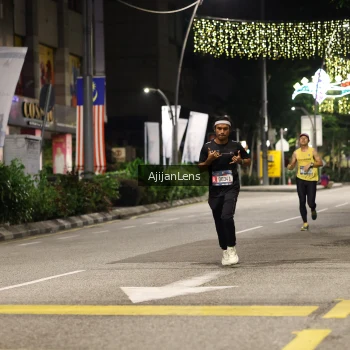 Runner Photo 3697475