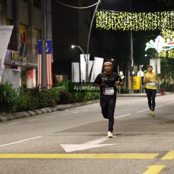 Runner Photo 3697480