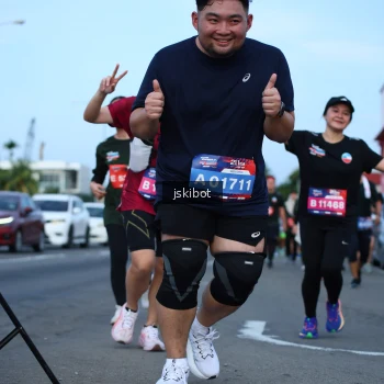 Runner Photo 3697496