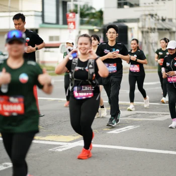 Runner Photo 3697499