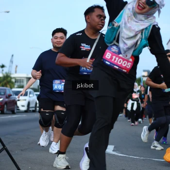 Runner Photo 3697519