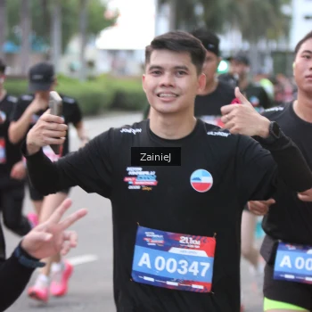 Runner Photo 3697544