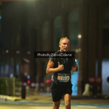 Runner Photo 3697570