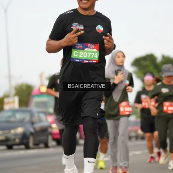 Runner Photo 3697592