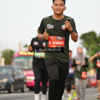 Runner Photo 3697601