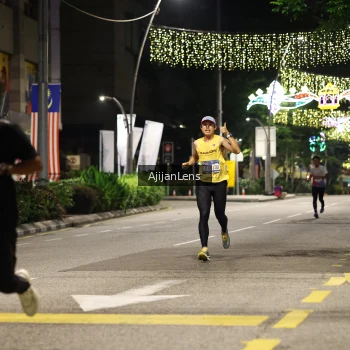 Runner Photo 3697630