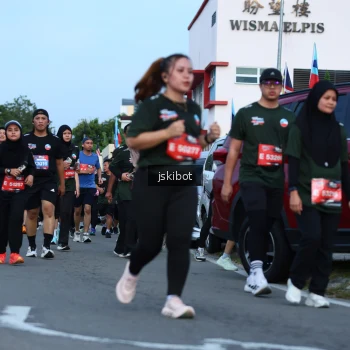 Runner Photo 3697633