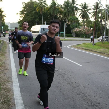 Runner Photo 3697659