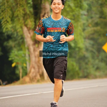 Runner Photo 3697674