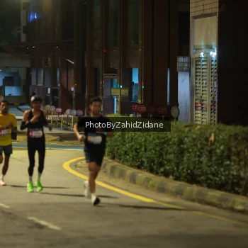 Runner Photo 3697679