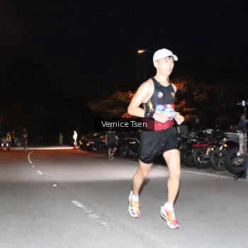 Runner Photo 3697692