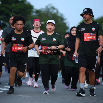 Runner Photo 3697718
