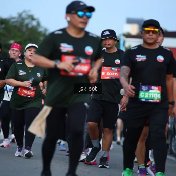 Runner Photo 3697737