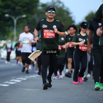 Runner Photo 3697757