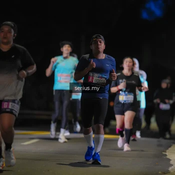 Runner Photo 3697759