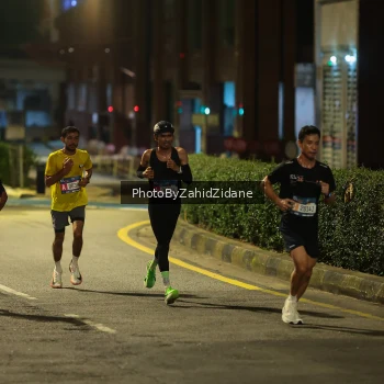 Runner Photo 3697765
