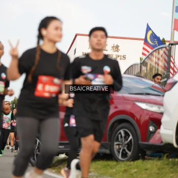 Runner Photo 3697793
