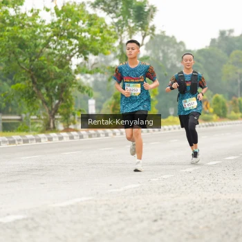 Runner Photo 3697800