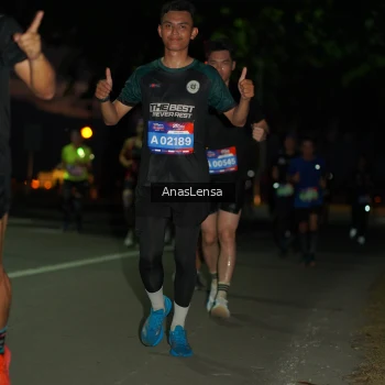 Runner Photo 3697811