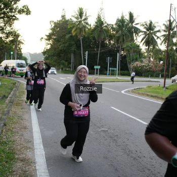 Runner Photo 3697843