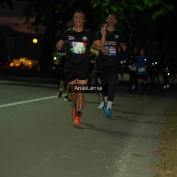 Runner Photo 3697845