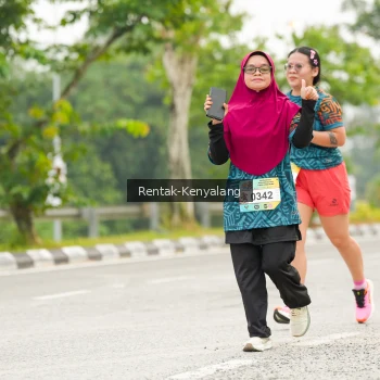 Runner Photo 3697852